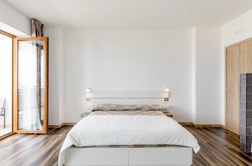 Manfredi Sea Room 维耶斯泰 外观 照片
